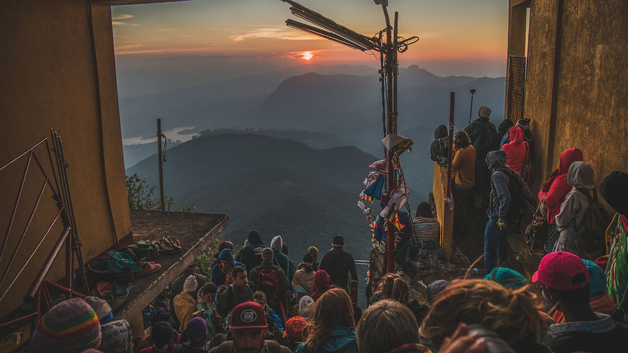 Adam's Peak hike in the off the beaten track