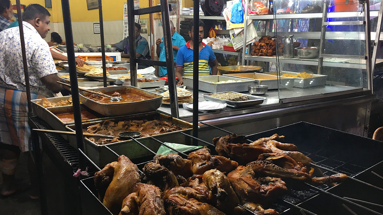 Tuk Tuk Tour and Street food in Colombo