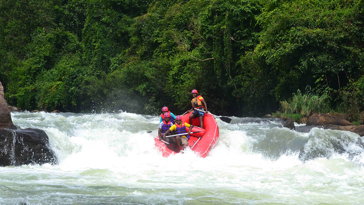 White water rafting in Kitulgala